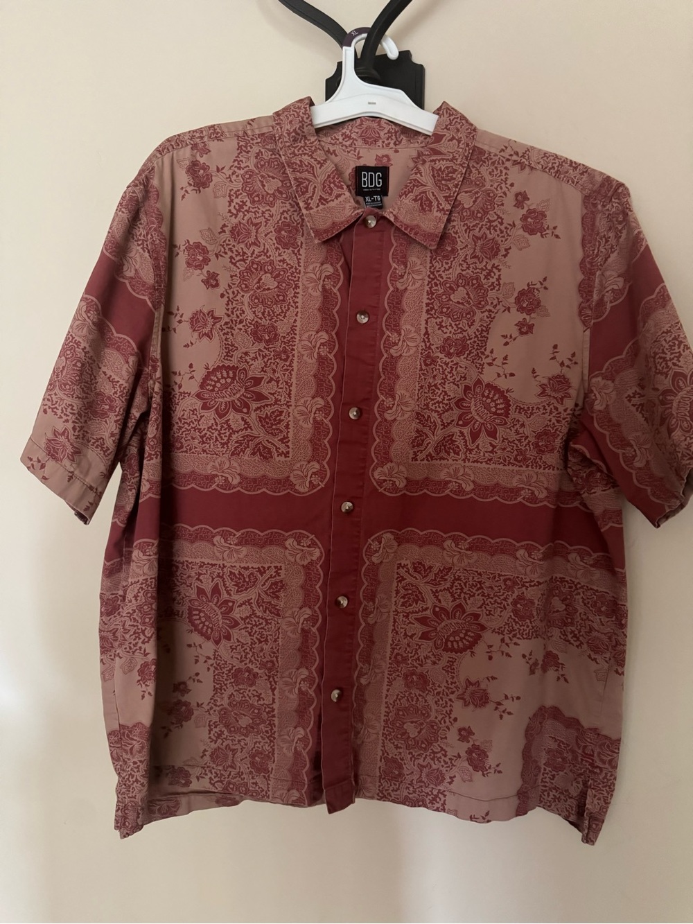 BDG Men’s Short-Sleeve Bandana Print Button-Front Shirt in Dusty Rose